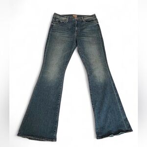 Women's Flared Jeans in Dark Wash